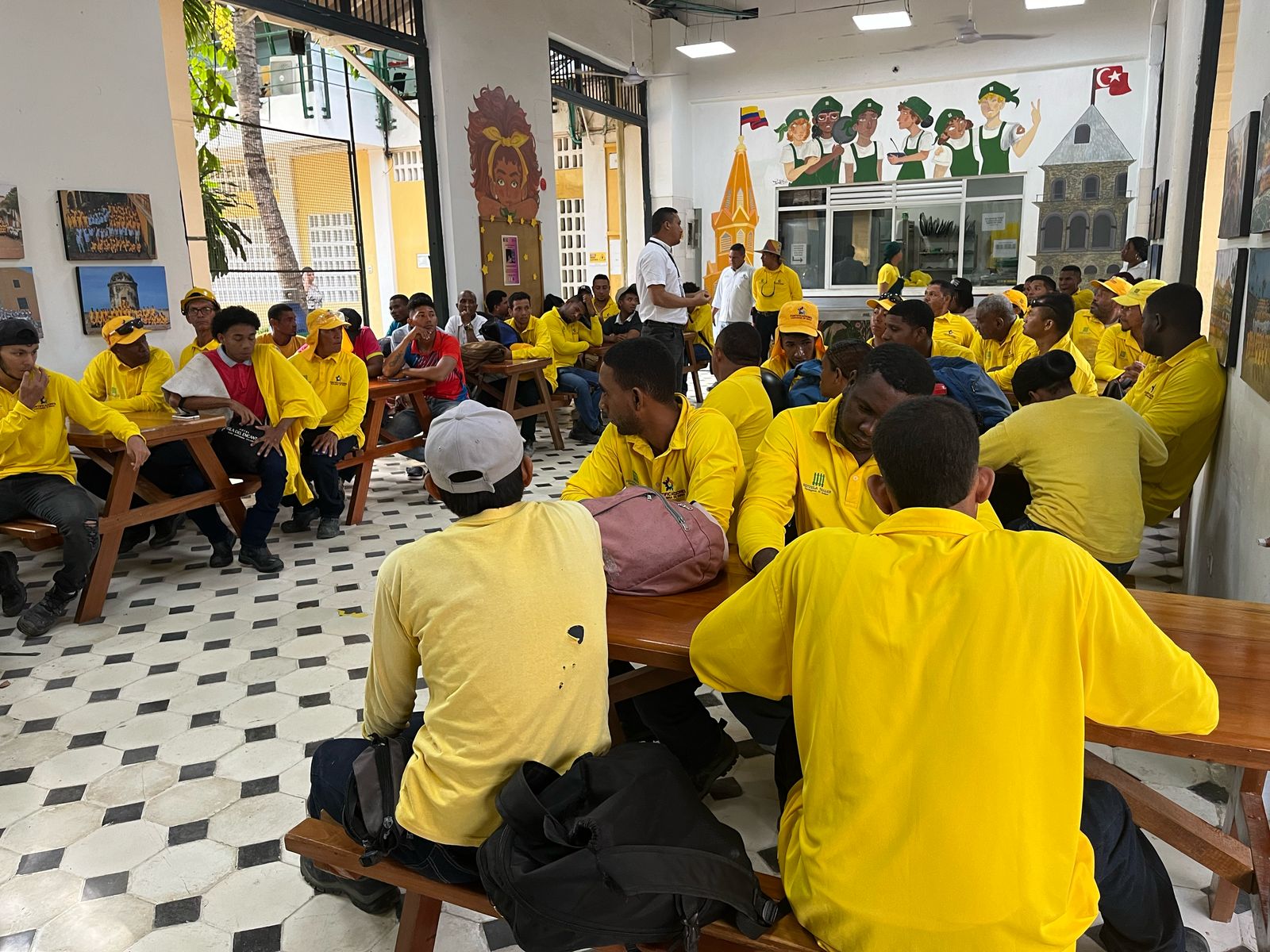 Inducción masiva con más de 40 colaboradores en Escuela Taller Cartagena